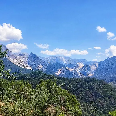 La Casa Dei Nonni 펜션 Gragnana (Massa and Carrara)